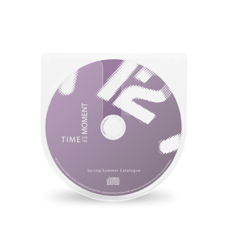 CD/DVD pocket with fingerhole